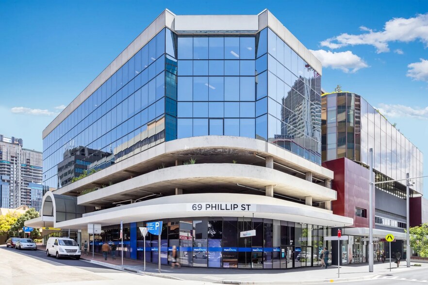 69 Phillip St, Parramatta à louer - Photo du bâtiment - Image 2 de 7