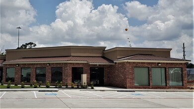 26410 Oak Ridge Dr, The Woodlands, TX à vendre Photo du bâtiment- Image 1 de 1