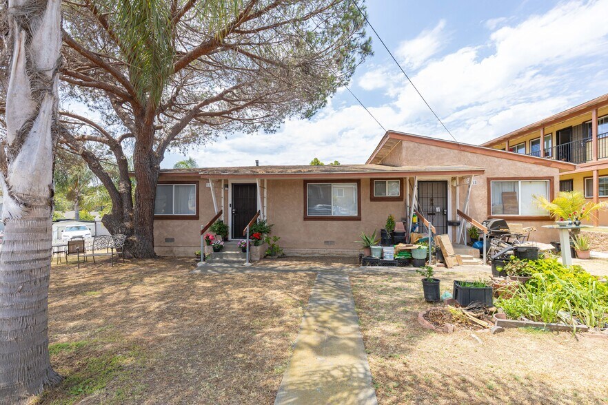 2216-18 Dunlop st, San Diego, CA à vendre - Photo du bâtiment - Image 2 de 6