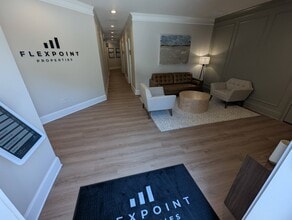 712 Oak St, Gainesville, GA for lease Interior Photo- Image 2 of 6