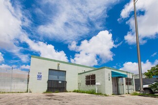 Plus de détails pour 4798 E 10th Ln, Hialeah, FL - Industriel à louer