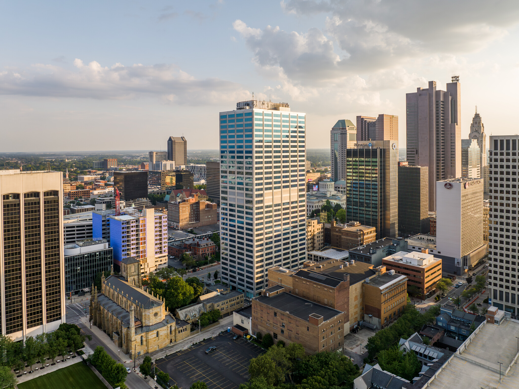 180 E Broad St, Columbus, OH à vendre Photo principale- Image 1 de 25