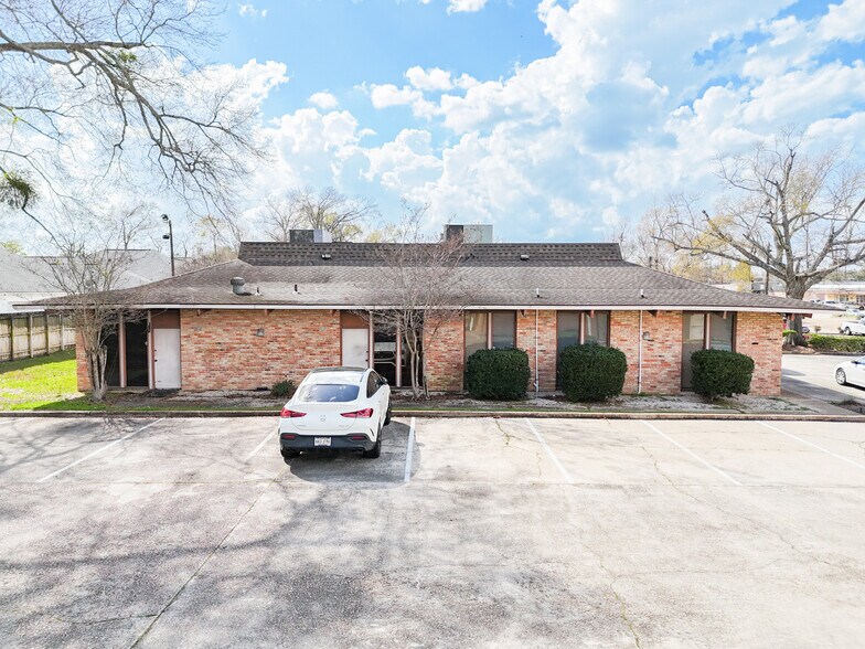 4750 North Blvd, Baton Rouge, LA à vendre - Photo du bâtiment - Image 3 de 23