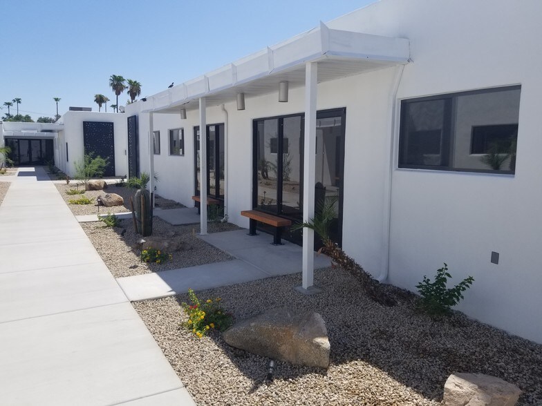 455 N Mesa Dr, Mesa, AZ à louer - Photo du bâtiment - Image 3 de 9