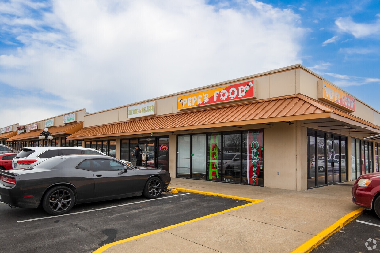 6161 S 33rd West Ave, Tulsa, OK for lease Building Photo- Image 1 of 1