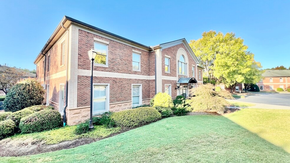 4080 McGinnis Ferry Rd, Alpharetta, GA for lease - Building Photo - Image 2 of 19