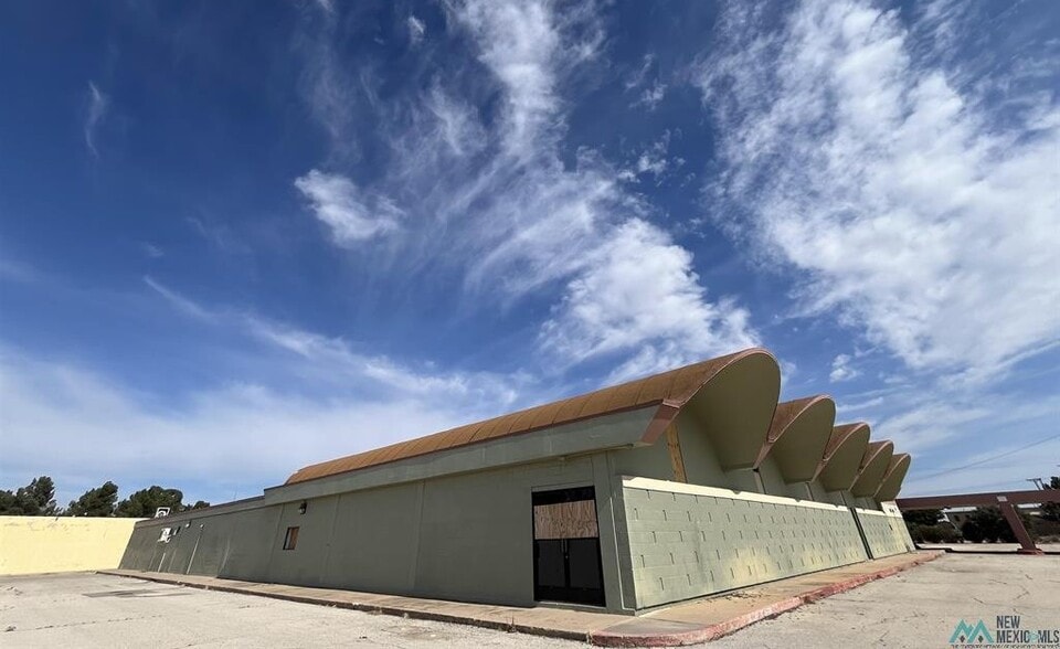 200 S Linam St, Hobbs, NM for sale - Building Photo - Image 3 of 4