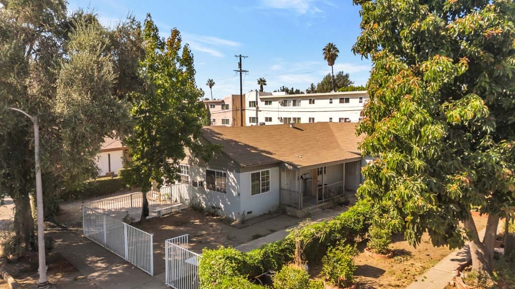 8843 Tilden Ave, Panorama City, CA for sale Primary Photo- Image 1 of 14