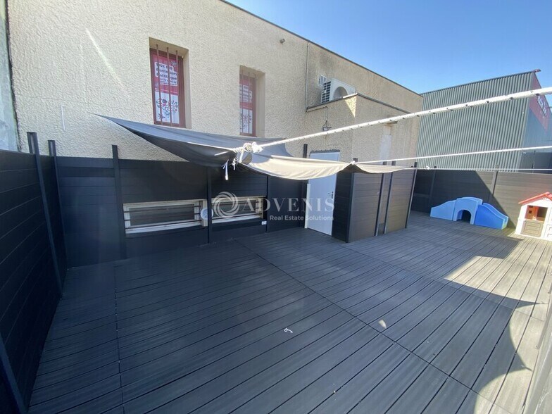 Office in Trappes for sale - Building Photo - Image 1 of 10