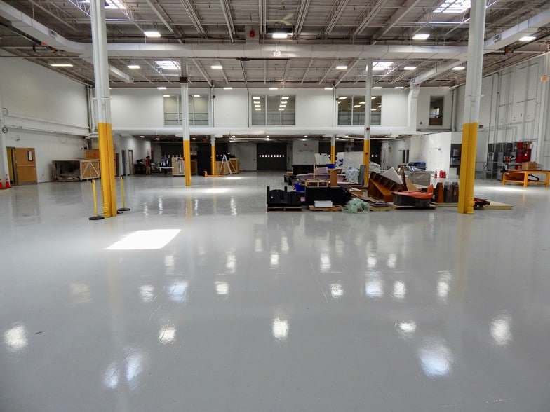 23 Rainin Rd, Woburn, MA for lease - Building Photo - Image 3 of 20