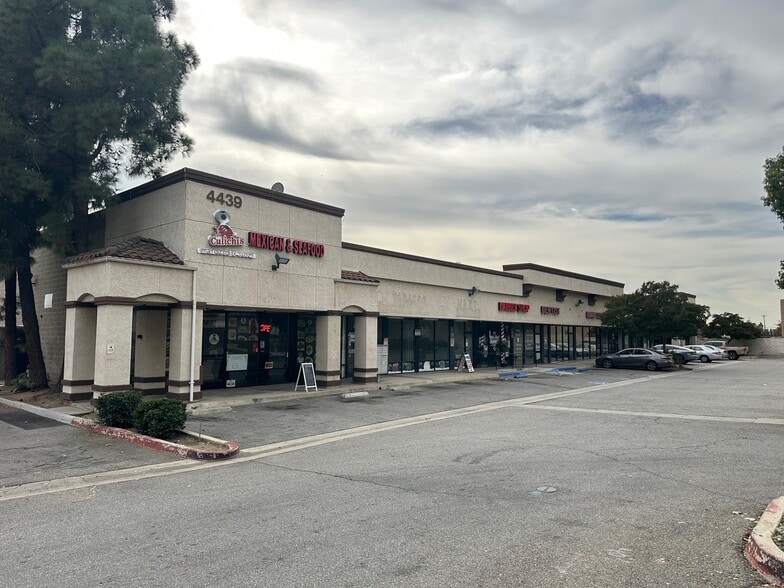 4439 Mission Blvd, Montclair, CA for lease - Building Photo - Image 1 of 14