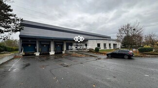 Plus de détails pour Local d'activités à louer