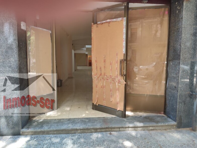 Multifamily in Barcelona, Barcelona for sale - Interior Photo - Image 1 of 4