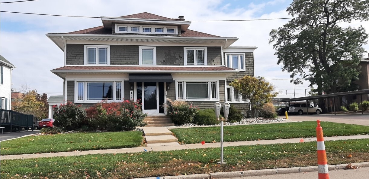 611 S Capitol Ave, Lansing, MI for lease Building Photo- Image 1 of 10