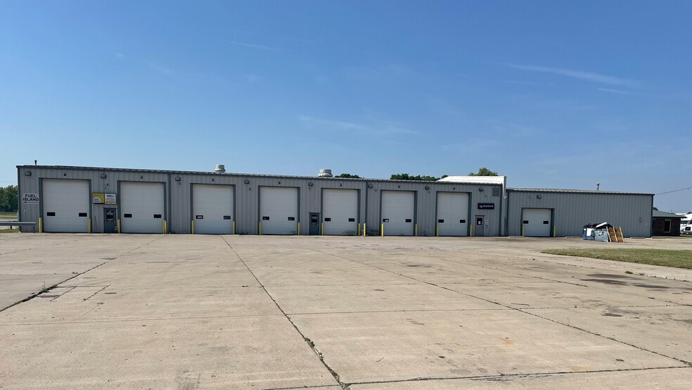 14611 W Commerce Rd, Daleville, IN for lease - Building Photo - Image 3 of 7