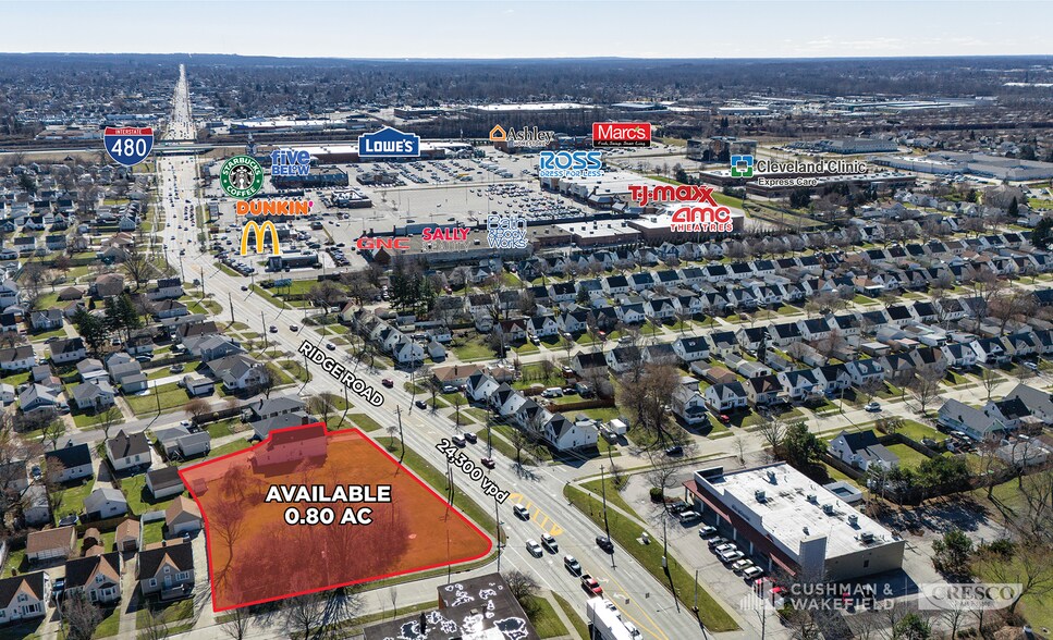 4665-4673 Ridge Rd, Brooklyn, OH à vendre - Photo du bâtiment - Image 1 de 6