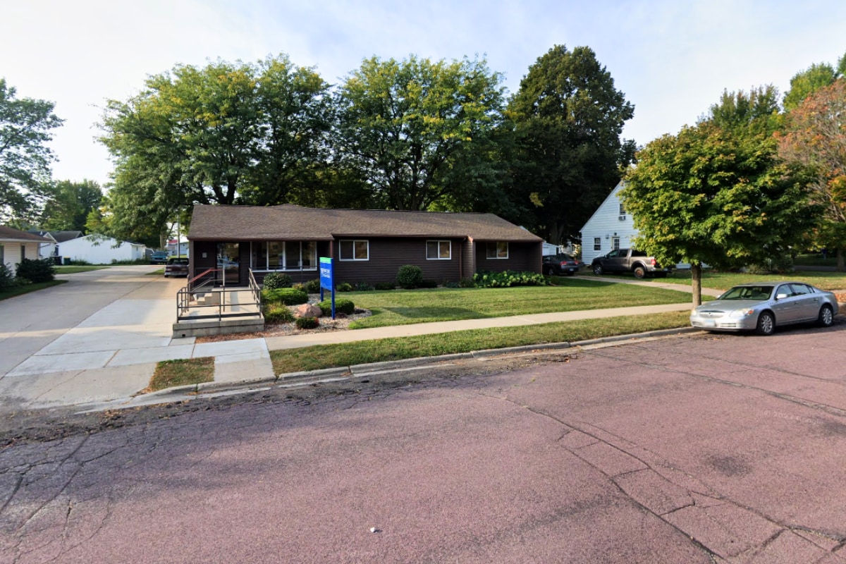 318 1st St SW, New Richland, MN for sale Primary Photo- Image 1 of 13