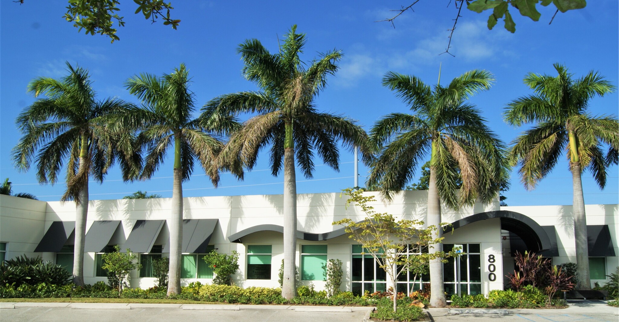 800 NW 17th Ave, Delray Beach, FL à louer Photo du bâtiment- Image 1 de 53