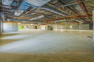 7 Stuart Rd, Chelmsford, MA for lease Interior Photo- Image 2 of 2