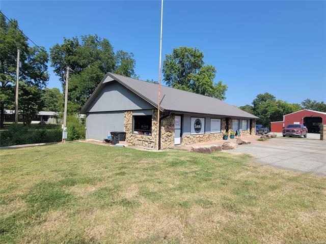 16841 State Highway 9 E, Eufaula, OK à vendre - Photo du bâtiment - Image 2 de 44