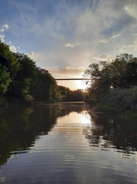 441 County Road 433, Mullin, TX à vendre - Photo du bâtiment - Image 2 de 5