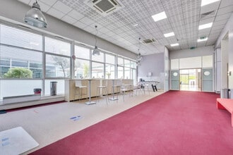 7 Rue Nationale, Boulogne-Billancourt for lease Interior Photo- Image 2 of 10