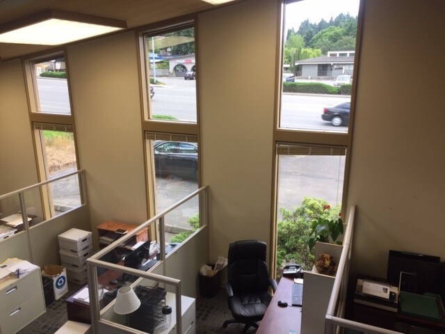 3330 Kitsap Way, Bremerton, WA à louer - Photo du bâtiment - Image 3 de 11