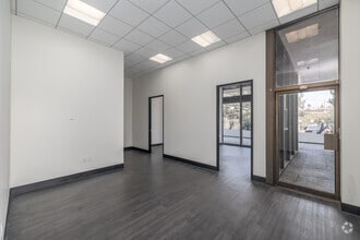 10801 National Blvd, Los Angeles, CA à louer Numérisation 3D de Matterport- Image 1 de 18