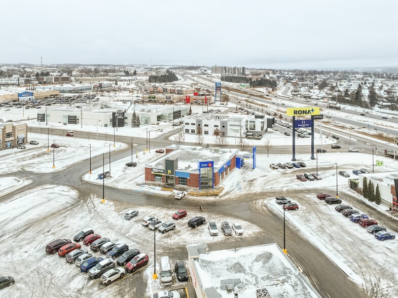 207 Av Joseph-Casavant, Québec, QC for lease - Aerial - Image 2 of 3