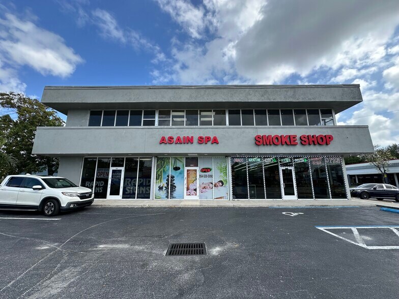 1041 W Commercial Blvd, Fort Lauderdale, FL à louer - Photo du bâtiment - Image 2 de 8