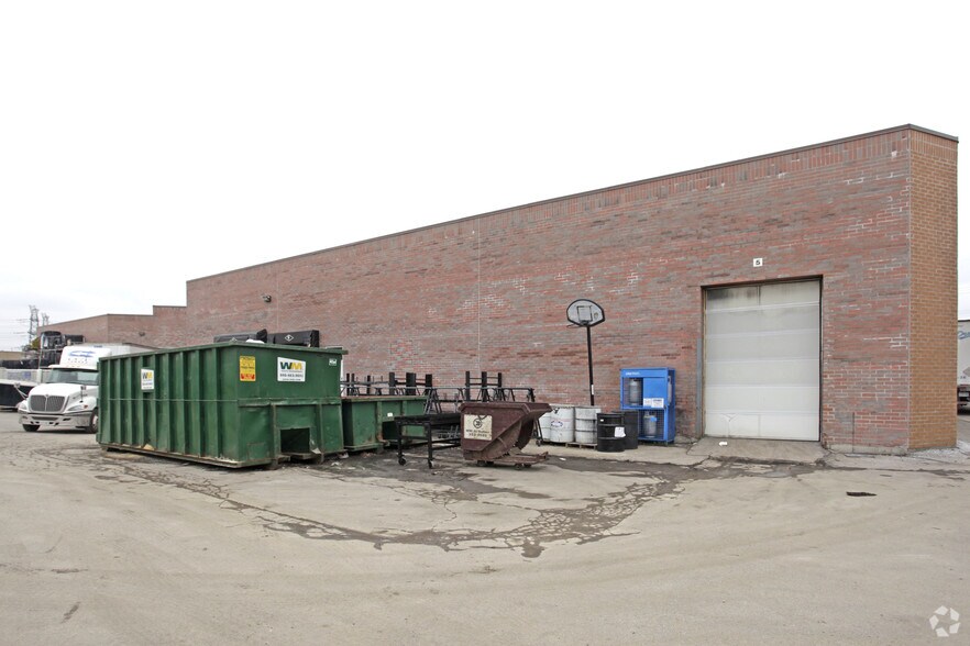 181 Regina Rd, Vaughan, ON à vendre - Photo du bâtiment - Image 2 de 2