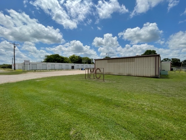 1410 US 90A, Hallettsville, TX à vendre - Photo du b timent - Image 3 de 20