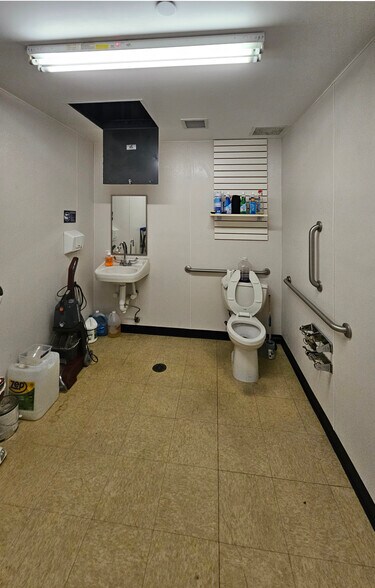 837 Washington Ave, Bronx, NY à louer - Photo du bâtiment - Image 3 de 5