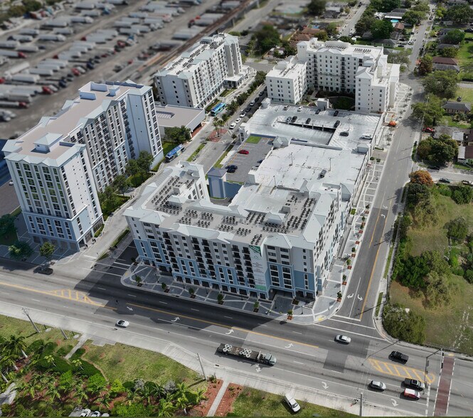 3150 NW 79th St, Miami, FL à louer - Photo du bâtiment - Image 1 de 4