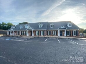 825 Majestic Ct, Gastonia, NC à louer Photo intérieure- Image 2 de 16