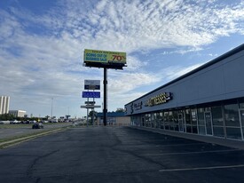 Sharpstown Square Shopping Center - Loft