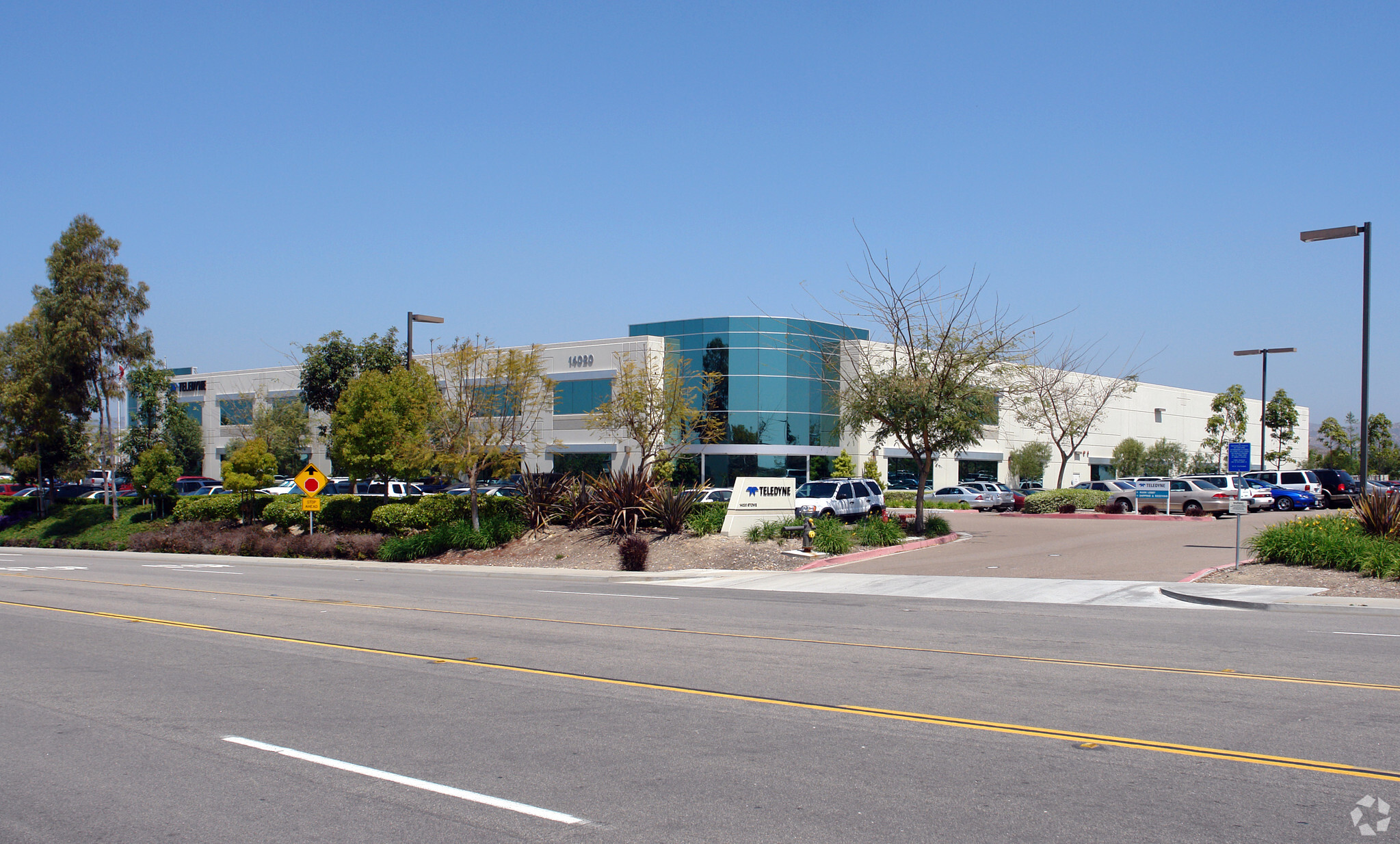 14020 Stowe Dr, Poway, CA for sale Primary Photo- Image 1 of 1