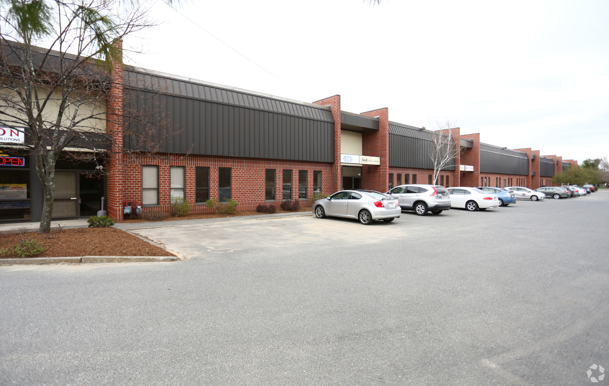 31-51 Loring Dr, Framingham, MA for lease Primary Photo- Image 1 of 7