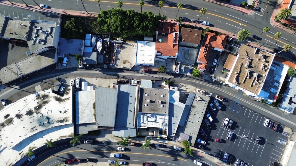 136 Calle De Los Molinos, San Clemente, CA for lease - Building Photo - Image 2 of 5