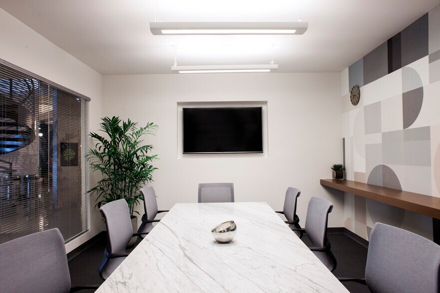 5966 S Dixie Hwy, South Miami, FL à louer - Photo intérieure - Image 3 de 8