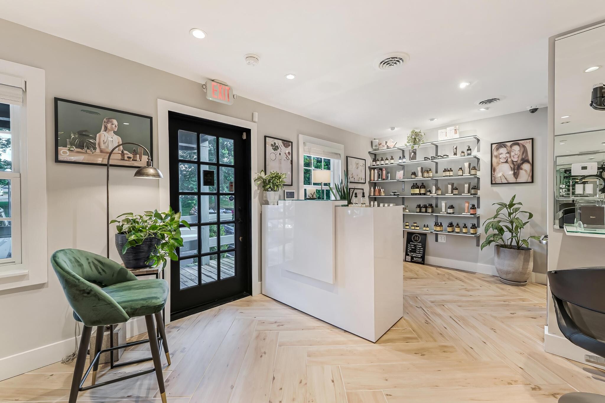 762-B Walker Rd, Great Falls, VA for lease Interior Photo- Image 1 of 18