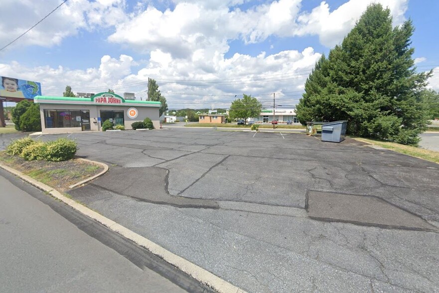 2531 Macarthur Rd, Whitehall, PA for sale - Building Photo - Image 1 of 1