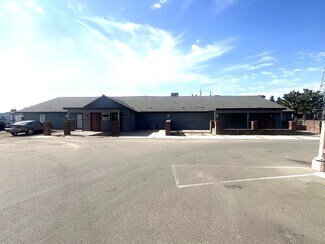 Plus de détails pour 4647 White Ln, Bakersfield, CA - Commerce de détail à louer