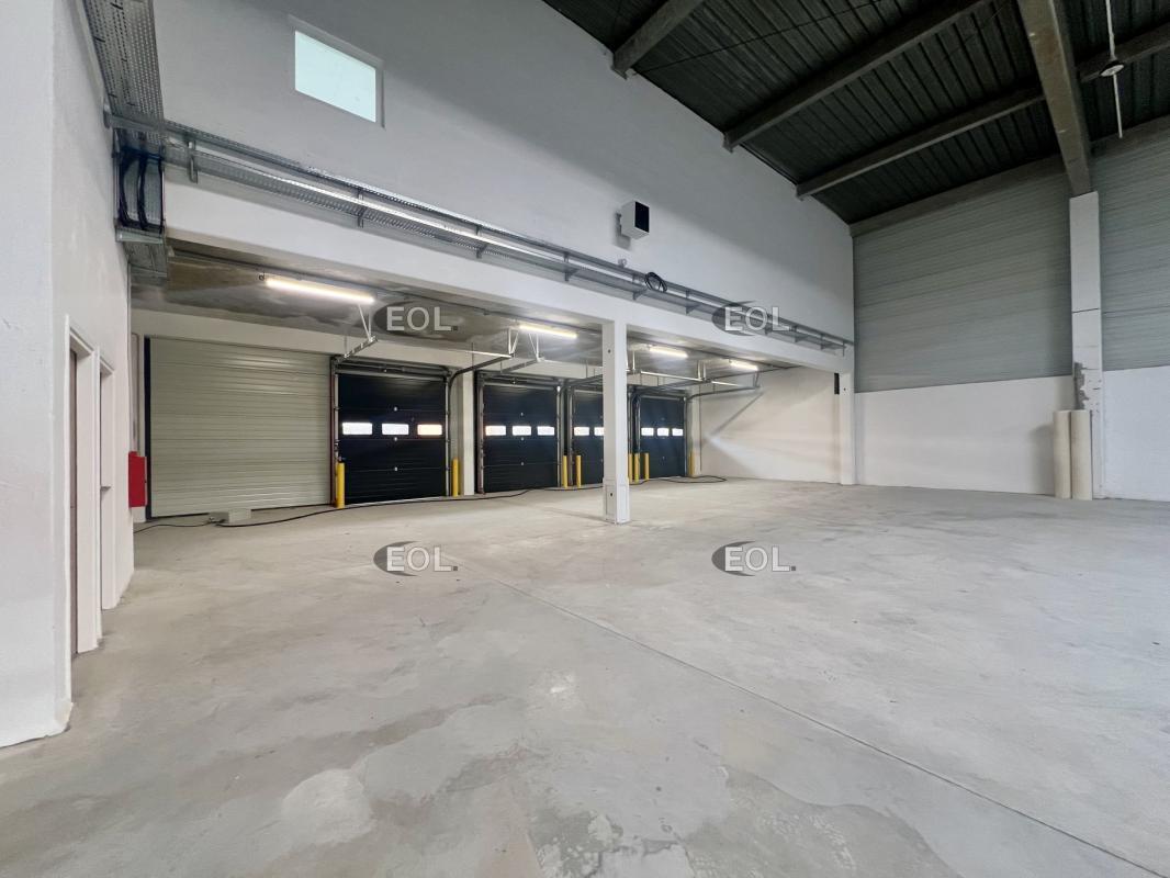 Industrial in Le Blanc-Mesnil for lease Interior Photo- Image 1 of 5