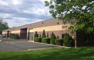 More details for 870 W Hawthorne Ln, West Chicago, IL - Industrial for Lease