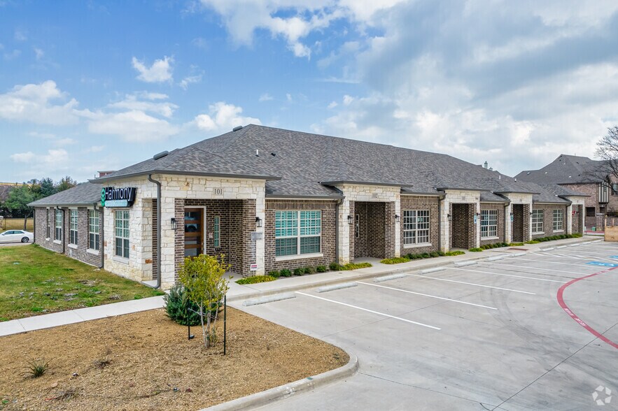 Vista Ridge Dr, Lewisville, TX à vendre - Photo principale - Image 1 de 1