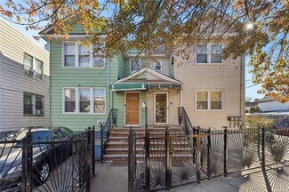 Plus de détails pour 9802 Corona Ave, Corona, NY - Multi-résidentiel à vendre