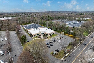 225 Old Country Rd, Melville, NY - Aerial  map view