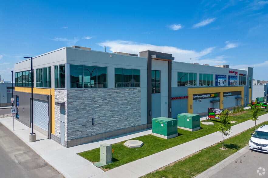 Cityscape Dr NE, Calgary, AB à louer - Photo du bâtiment - Image 2 de 6