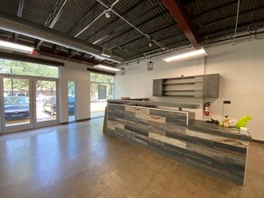 1500 McGowen St, Houston, TX à louer Photo intérieure- Image 2 de 11